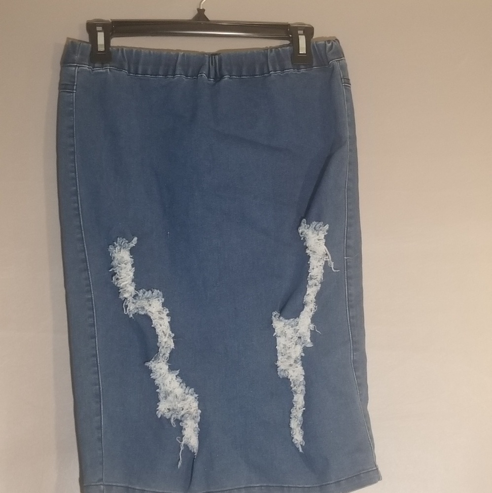 Distressed denim stretch skirt